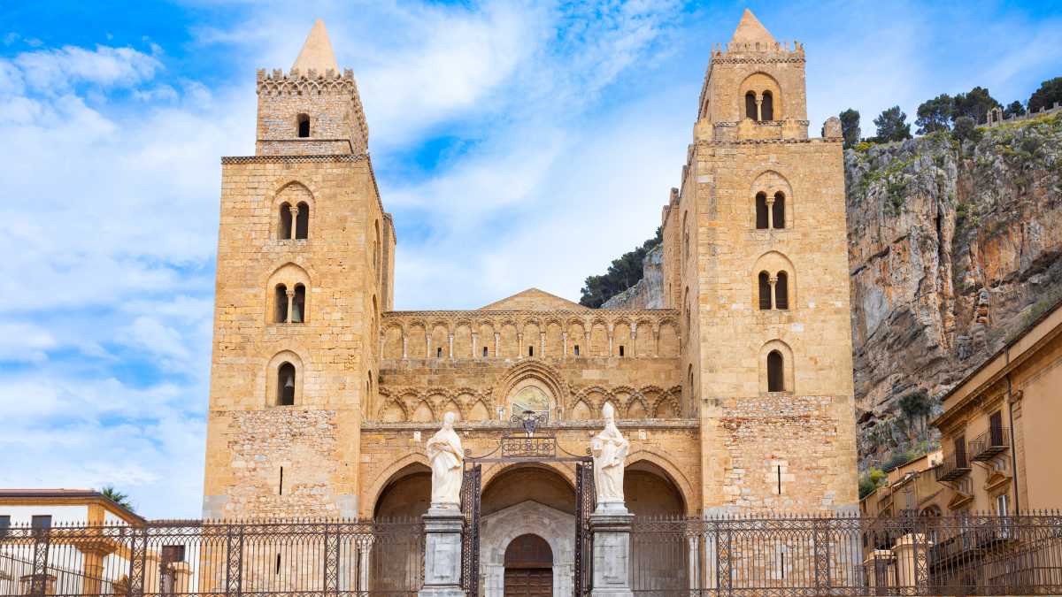 Palazzo Maria e Duomo di Cefalù: tracce normanne in città